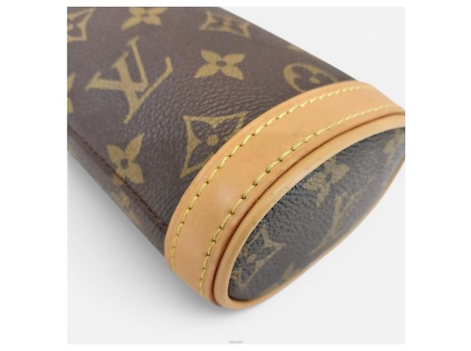 Louis Vuitton Borsa crossbody mini pouch pieghevole Marrone - vista 7