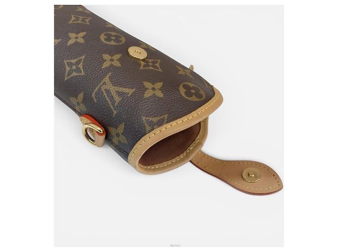Louis Vuitton Borsa crossbody mini pouch pieghevole Marrone - vista 8
