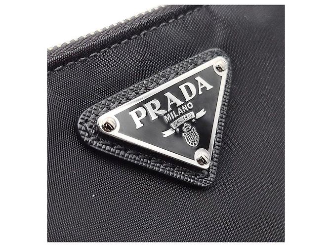 Prada Clutch Re-Nylon Tessuto Strap Nero - vista 7
