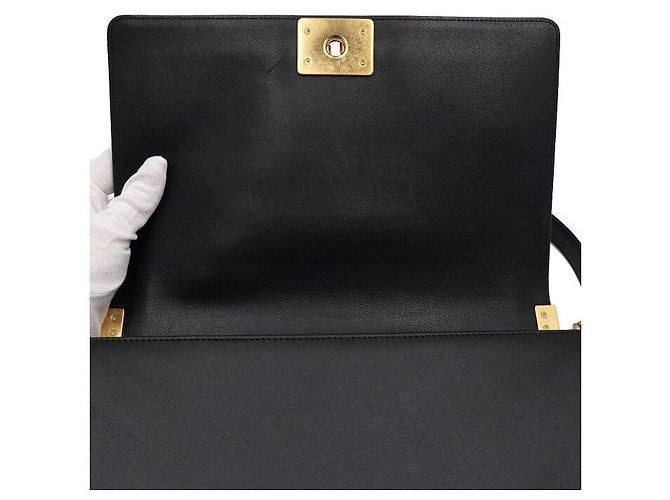 Chanel Borsa a tracolla Boy Large Flap in pelle d'agnello nera con catena dorata Crossbody - vista 6