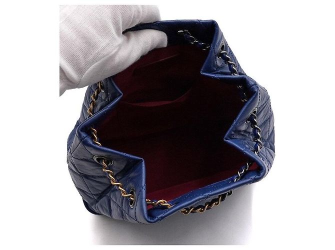 Chanel Zaino Gabrielle Medium in vitello blu scuro - vista 5