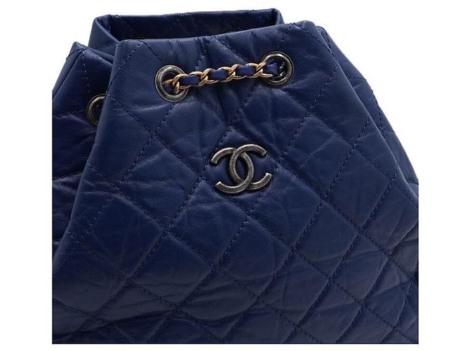 Chanel Zaino Gabrielle Medium in vitello blu scuro - vista 8