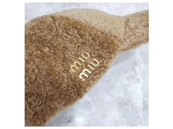 Miu Miu Neue Baseballkappe für Damen aus Bouclé-Wolle Caramel Braun - Ansicht 7