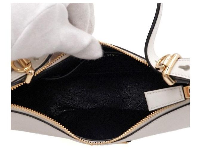 Prada Borsa Tote e Borsa a Tracolla e Spalla in Pelle Bianca Arke con Logo Triangolo Dorato - vista 5