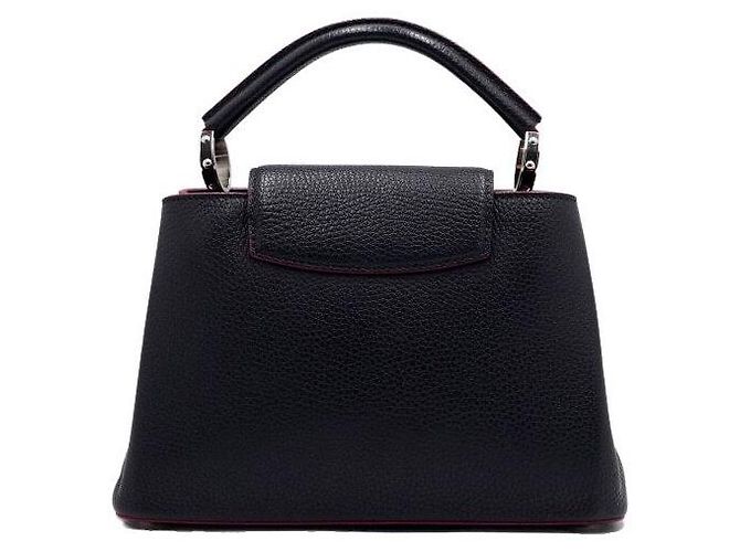 Louis Vuitton Borsa Tote Capucines BB in pelle Taurillon Dark Navy Blu - vista 4