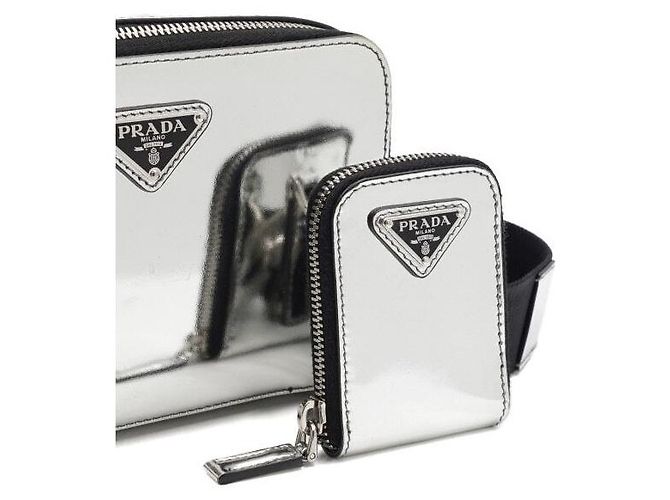 Prada Borsa a spalla e borsa a tracolla unisex in argento spazzolato - vista 6