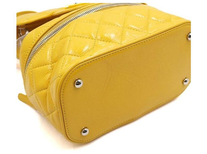 Chanel Gesteppter Damenrucksack aus PVC mit Klappe - Ansicht 8
