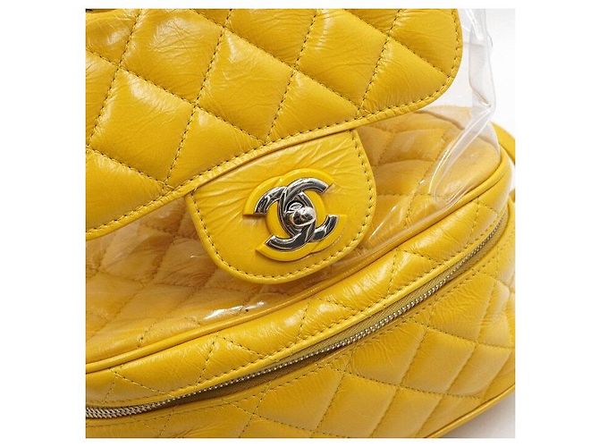 Chanel Gesteppter Damenrucksack aus PVC mit Klappe - Ansicht 9