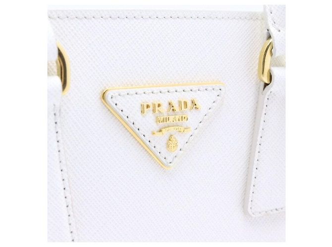 Prada Borsa Tote in pelle Saffiano con logo dorato - vista 4