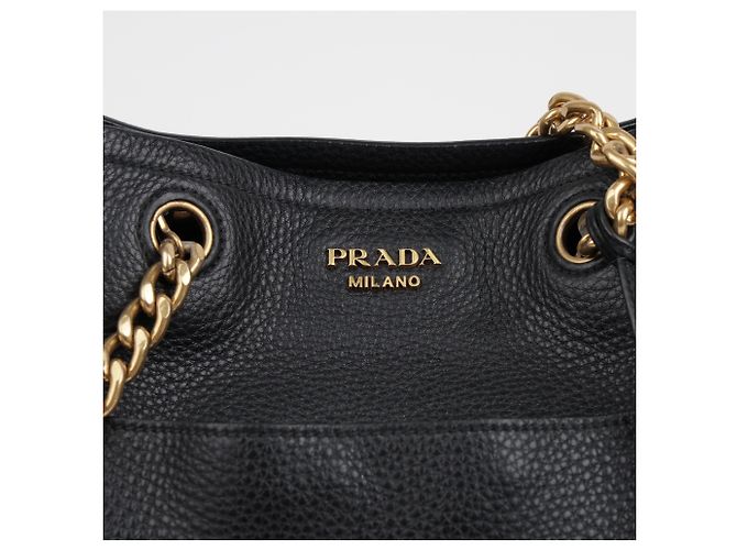 Prada Borsa a tracolla con catena in Vitello Daino Nero - vista 2