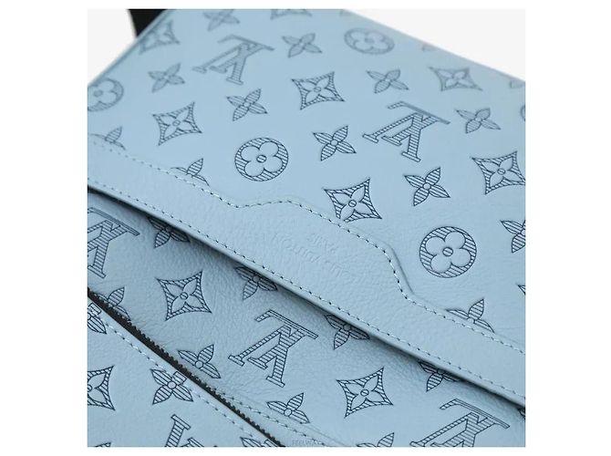 Louis Vuitton Borsa a Tracolla Trio Monogram Sky Blue - vista 6