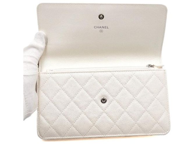 Chanel Borsa a pochette con tracolla a catena Caviar Ivory Season Bianco - vista 7