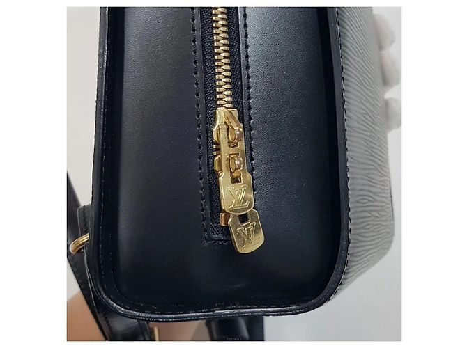 Louis Vuitton Epi Mabilon Backpack - view 6