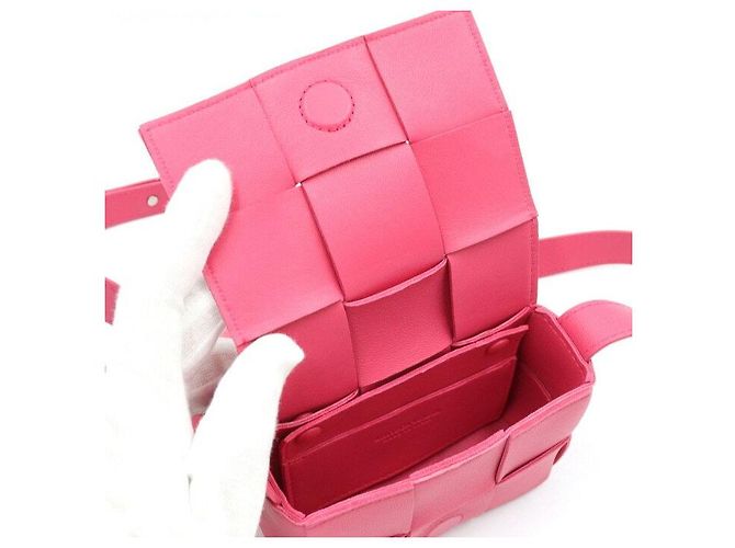 Bottega Veneta Mini borsa a tracolla in Pink - vista 4