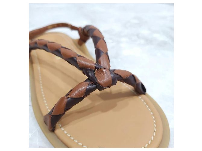Miu Miu Sandali con cinturino in pelle intrecciata Cognac Marrone - vista 5