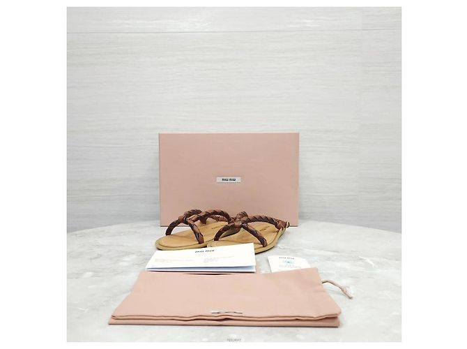 Miu Miu Sandali con cinturino in pelle intrecciata Cognac Marrone - vista 8