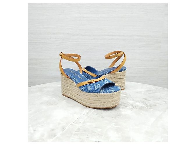 Louis Vuitton Sandali con zeppa Helios Denim Blue - vista 3