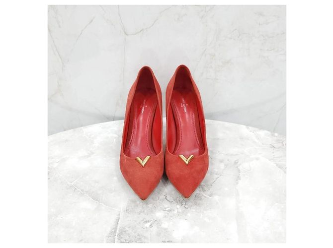 Louis Vuitton Décolleté in camoscio con logo rosso - vista 2
