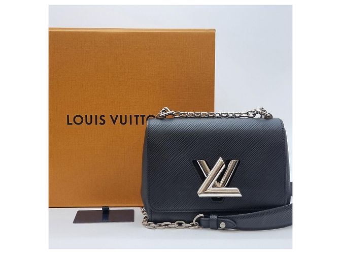 Louis Vuitton Borsa a tracolla Twist in Epi nero - vista 12