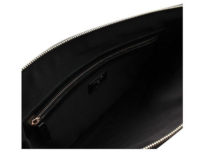 Chanel Clutch Grande Boy Black Soft Caviar Gold-tone Nero - vista 4