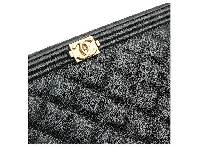 Chanel Clutch Grande Boy Black Soft Caviar Gold-tone Nero - vista 5