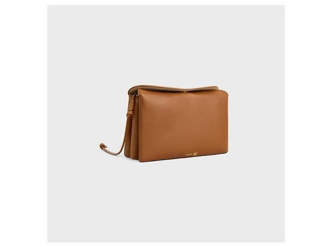 Céline Borsa tote e a tracolla da donna Trio Flap in pelle di agnello morbida marrone - vista 3