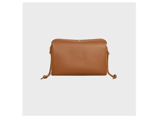 Céline Borsa tote e a tracolla da donna Trio Flap in pelle di agnello morbida marrone - vista 4