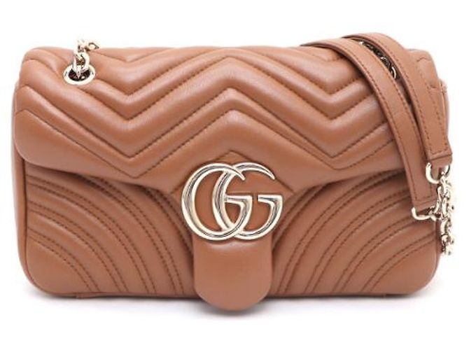 Gucci Borsa a tracolla matelassé media GG Marmont con catena dorata Marrone - vista 8
