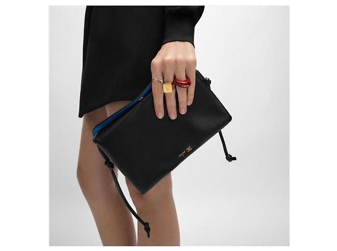 Céline Borsa Tote e a tracolla da donna Trio Flap in pelle di agnello morbida nera - vista 3