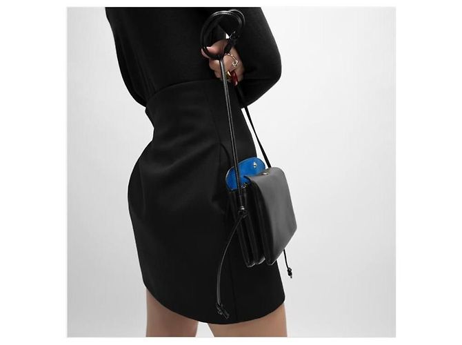 Céline Borsa Tote e a tracolla da donna Trio Flap in pelle di agnello morbida nera - vista 4
