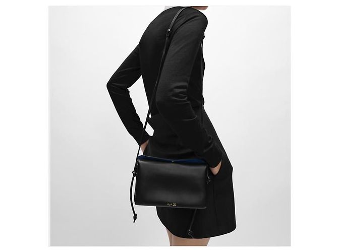 Céline Borsa Tote e a tracolla da donna Trio Flap in pelle di agnello morbida nera - vista 5