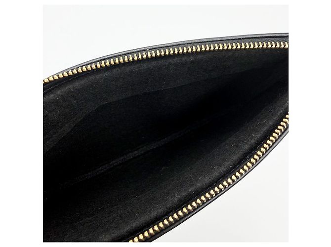 Chanel Bolso de hombro pequeño de piel de becerro negra y metal dorado Negro - vista 11