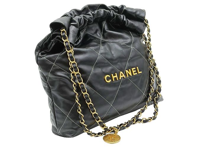 Chanel Bolso de hombro pequeño de piel de becerro negra y metal dorado Negro - vista 4