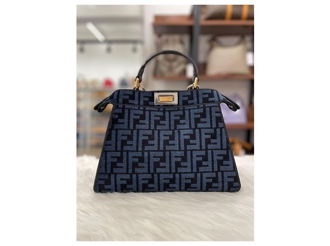 Fendi Peekaboo ISeeU Small FF Fabric D'oro - vista 10
