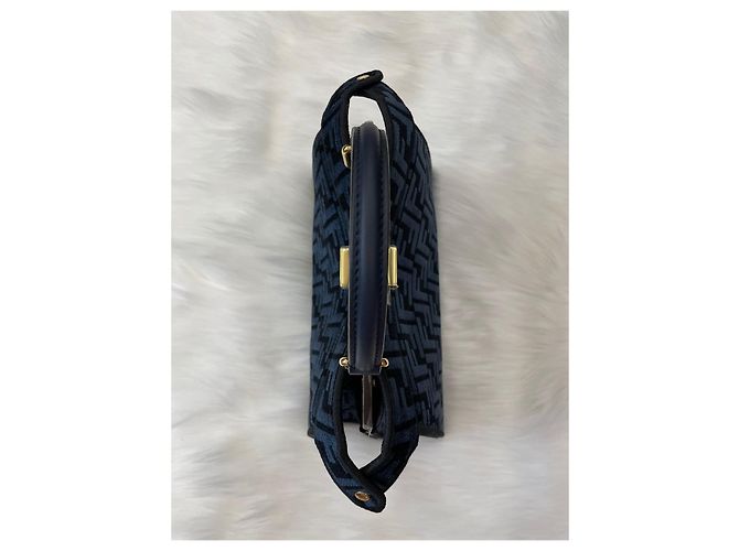 Fendi Peekaboo ISeeU Small FF Fabric D'oro - vista 16