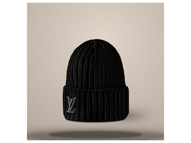 Louis Vuitton Berretto Only Black Nero - vista 3
