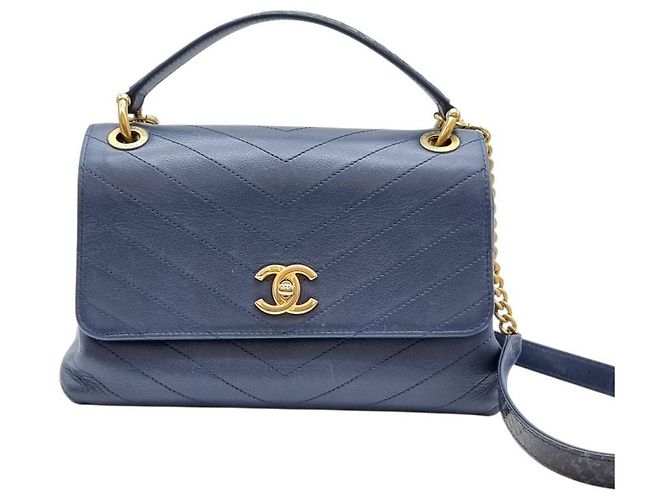 Chanel Chevron Python Schultertasche mit Klappe und Henkel in Navy Blau - Ansicht 5