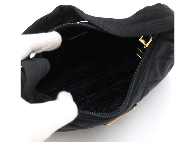 Prada Sac à épaule hobo pour femme en nylon matelassé avec logo triangulaire - vue 5