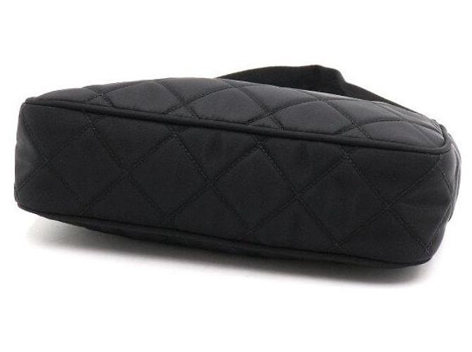 Prada Sac à épaule hobo pour femme en nylon matelassé avec logo triangulaire - vue 6