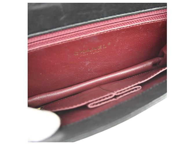 Chanel Collar and Tie Flap Chevron Sheepskin Small Nero - vista 3