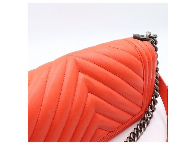 Chanel Borsa a tracolla Boy Chevron Medium Flap con catena argentata Rosso - vista 6