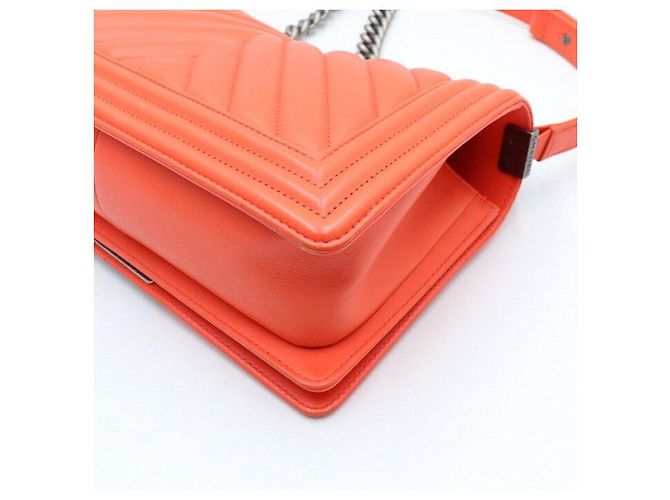 Chanel Borsa a tracolla Boy Chevron Medium Flap con catena argentata Rosso - vista 8