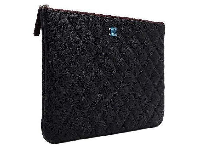 Chanel Borsa a Pochette Classic New Medium in Caviar Nero con Logo CC Argento - vista 4