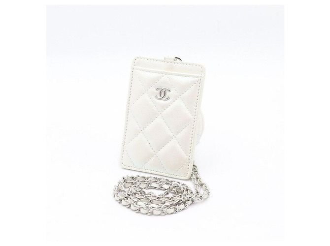 Chanel Tarjetero enrollable Coco Neige Pearl White con cadena de collar Blanco - vista 2