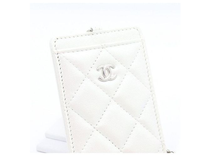 Chanel Tarjetero enrollable Coco Neige Pearl White con cadena de collar Blanco - vista 3