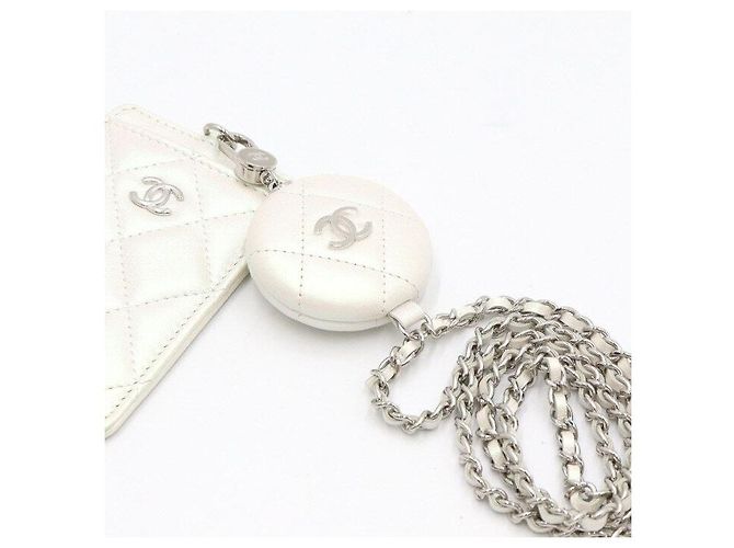 Chanel Tarjetero enrollable Coco Neige Pearl White con cadena de collar Blanco - vista 4