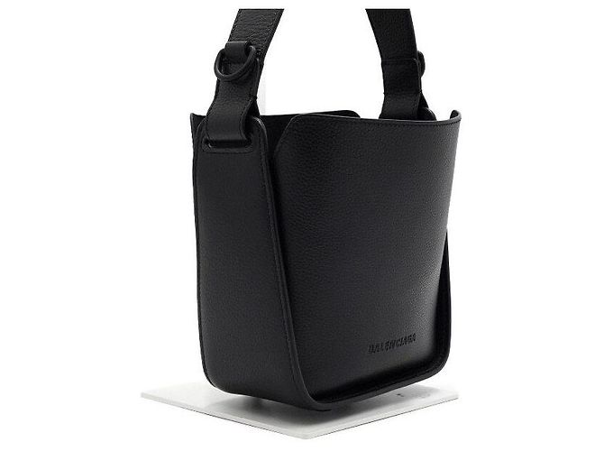 Balenciaga Borsa a tracolla Tool Extra Small in pelle nera - vista 3