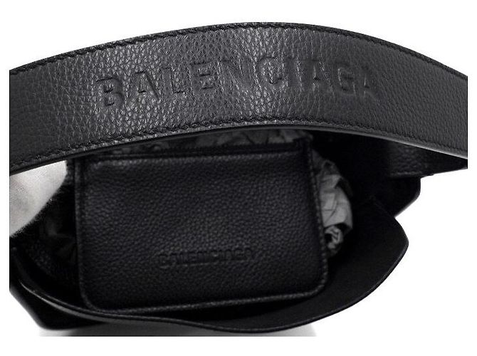 Balenciaga Borsa a tracolla Tool Extra Small in pelle nera - vista 9