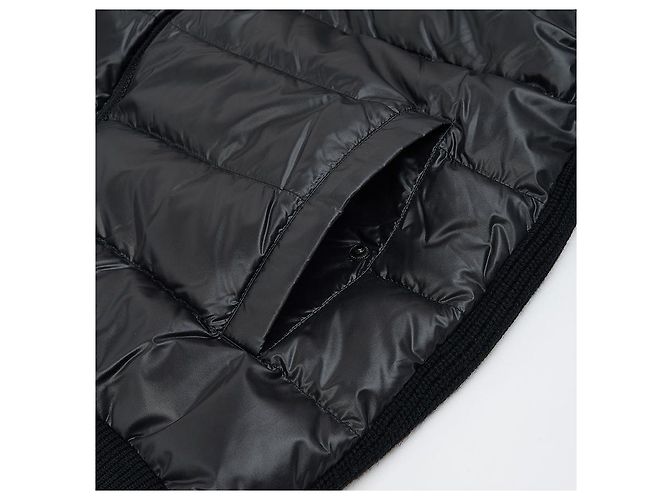 Moncler Casaco com capuz e fecho em lã acolchoada para homem Preto - vista 4