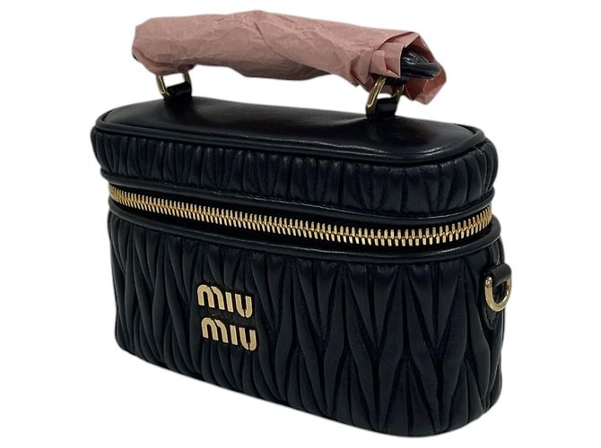 Miu Miu Borsa a spalla Vanity Tote con manico superiore in Nappa Matelassé Nero - vista 3